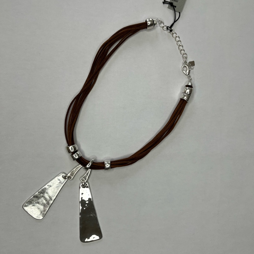 NECKLACE - Picture 6 of 12